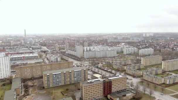 Dolly Zoom Von Gebäuden Und Straßen Der Stadt Malmö Schweden — Stockvideo
