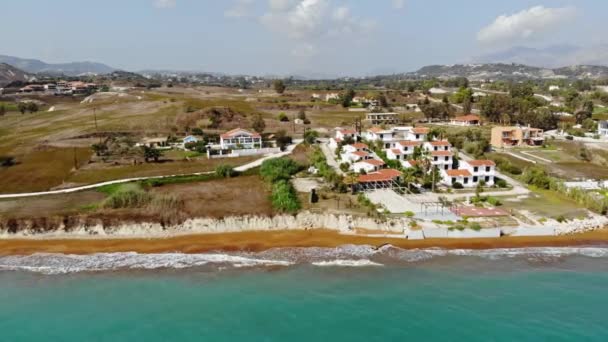 Vista Aérea Megas Lakkos Beach Durante Verão Grécia Tiro Drone — Vídeo de Stock