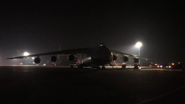 Antonov 225 Mrija Uçağı Dünyanın Büyük Uçağı Polonya Jasionka Havaalanında — Stok video