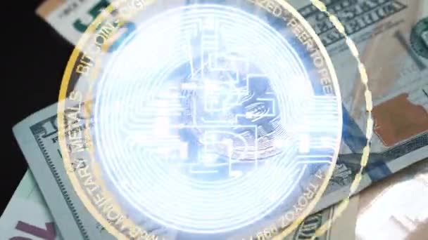 Animatie Bitcoin Btc Symbool Golden Coin Amerikaanse Dollars Eurobankbiljetten Cryptogeld — Stockvideo