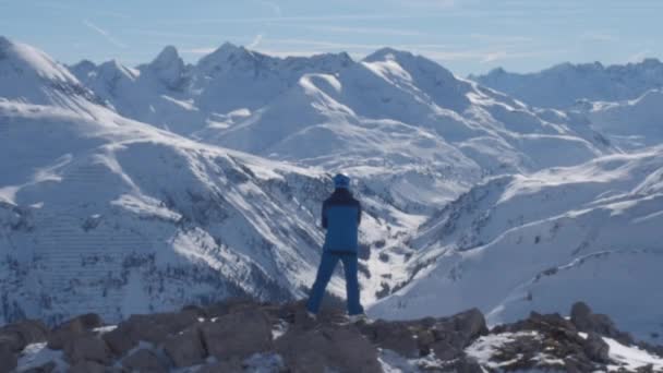 Lech Arlberg Vorarlberg Avusturya Daki Karla Kaplı Alplere Bakıyorum — Stok video