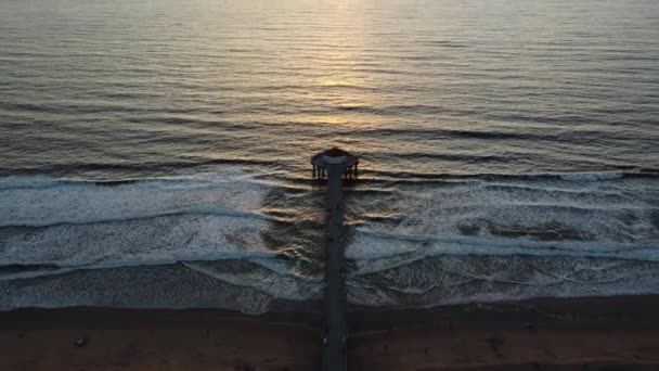 Manhattan Beach Pier Při Západu Slunce Kalifornii Americe Zobrazení Kinematografie — Stock video