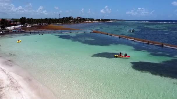 Dos Personas Kayak Mar Caribe — Vídeos de Stock