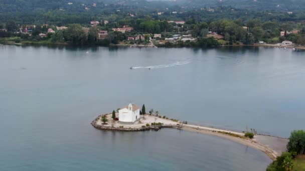 Drohnen Ansicht Der Komeno Bucht Auf Korfu Mit Wassersport Aeria — Stockvideo