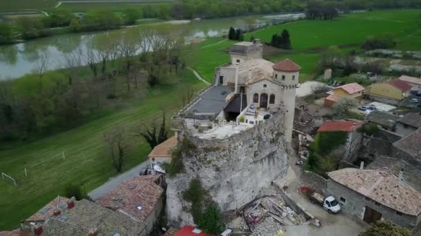 Zamek Chteaubourg Zdjęcia Lotnicze Departamencie Ardche Widokiem Rzekę Rhne Francja — Wideo stockowe