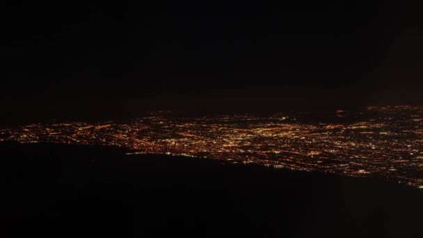 Nachtlampjes Van Chicago Tijdens Het Vliegen Commercieel Vliegtuig Handheld Uitzicht — Stockvideo