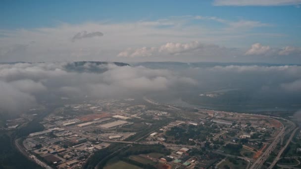 Hiperlapso Aéreo Lookout Mountain Moccasin Doblar Nublado Barco Mañana Río — Vídeos de Stock