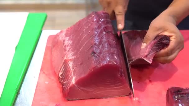 Şef Ton Balıklı Saşimi Hazırlıyor Ootoro Chutoro — Stok video