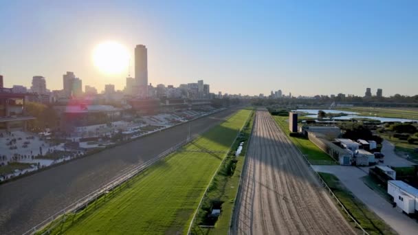 Aérien Avant Piste Courses Chevaux Vide Coucher Soleil Buenos Aires — Video