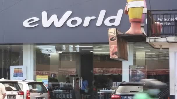 Eworld Uma Marca Bussines Popular Está Aqui Denpasar Bali Indonésia — Vídeo de Stock