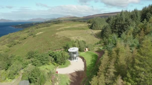 Aerial Estabelecendo Tiro Uma Casa Alumínio Peculiar Escócia — Vídeo de Stock
