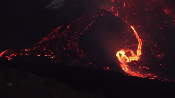 Ett Enormt Nytt Lavaflöde Flödar Vulkanutbrottet Cumbre Vieja Och Verkar — Stockvideo