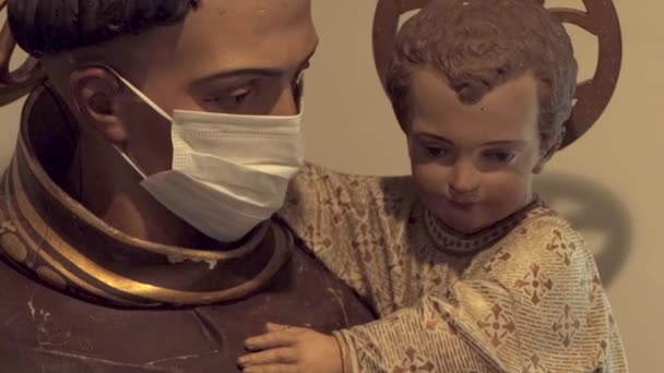 Staty Saint Anthony Padua Bär Ansiktsmask — Stockvideo