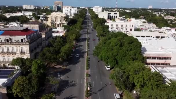 Merida City Mexico Nun Ana Caddesinin Havadan Görünüşü — Stok video