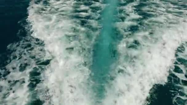 Inusual Único Pov Barco Motor Estela Agua Mar Dolly — Vídeo de stock