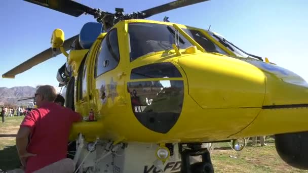 Comté Ventura Pompiers Faucon Incendie — Video