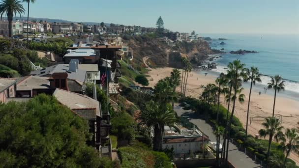 Letecký Pohled High End Bydlení Výhledem Corona Del Mar Beach — Stock video