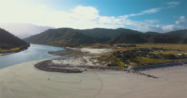 Beautiful Mokihinui River West Coast New Zealand South Island Πάνινγκ — Αρχείο Βίντεο