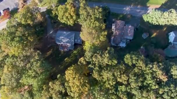 Haverhill Stad Met Majestueuze Herfstkleuren Luchtfoto Naar Beneden Kantelend Uitzicht — Stockvideo