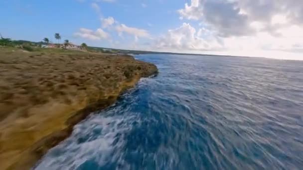 Aerial Fpv Racing Drone Boca Yuma Coast Repubblica Dominicana — Video Stock