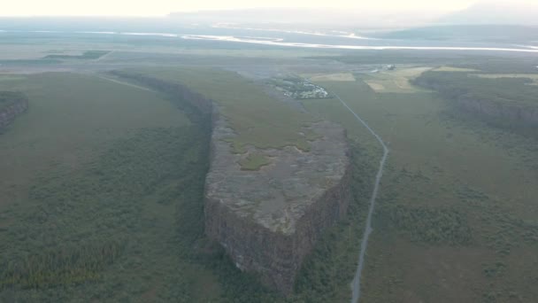 Majestic Grand Eyjan Rock Island Asbyrgi Canyon Scenic Iceland Landscape — Stock video