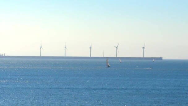 Plano Playa Algorta Con Algún Túnel Viento Fondo Bilbao Donde — Vídeos de Stock