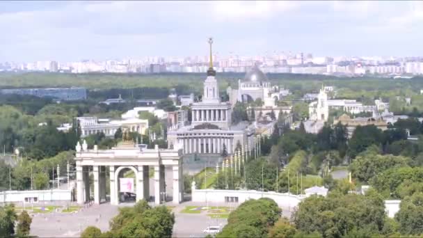 Timelapse Moscú Rusia Uno Sus Edificios Blancos Monumentales Dentro Uno — Vídeo de stock