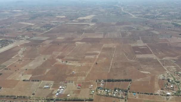 Panela Aérea Sobre Pequenos Assentamentos Revelando Uma Cidade Distante Quênia — Vídeo de Stock