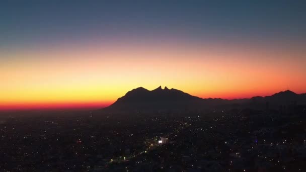 蒙特利的Dolly Zoom Cerro Silla Monterrey Nuevo Len Mexico — 图库视频影像