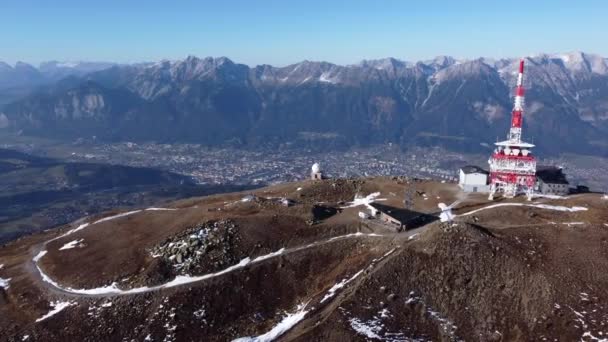 Patscherkofel Mountain Ski Area Restaurant Orf Radio Tower Daytime Tyrol — Stock Video