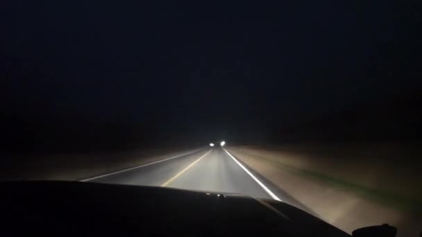 Hyper Lapse Nocturne Conduisant Sur Autoroute Sinueuse Avec Des Feux — Video