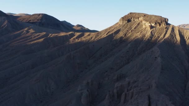 Vista Aérea Una Montaña Parque Nacional Death Valley California Drone — Vídeos de Stock