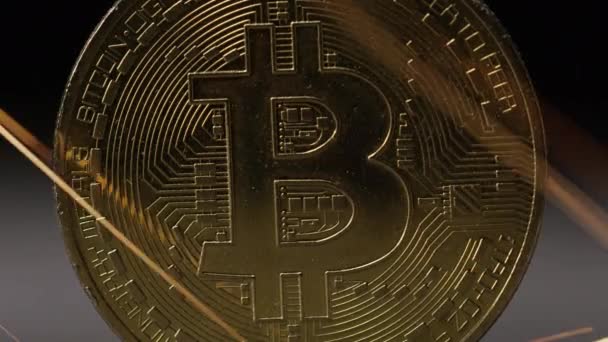 Kriptomata Pada Rantai Blok Menutup Koin Altcoin Bitcoin Fisik Koin — Stok Video