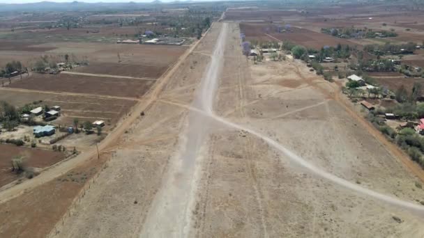 Jib Bawah Tua Ditinggalkan Lapangan Terbang Pedesaan Afrika — Stok Video