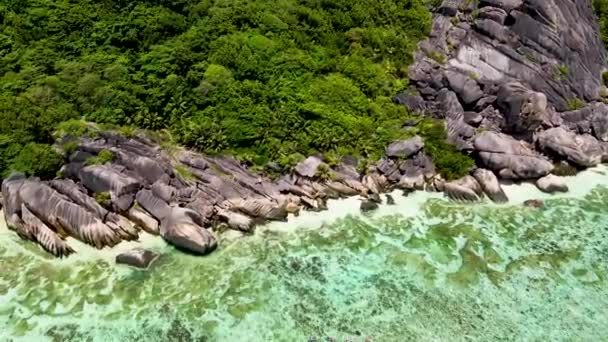 Seychellerna Digue Rocks Antenn Drone46 Mp4 — Stockvideo