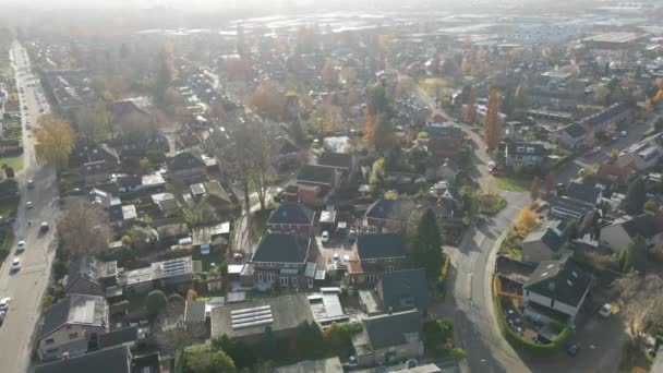 Воздушная Лестница Новых Домов Старом Пригородном Районе — стоковое видео