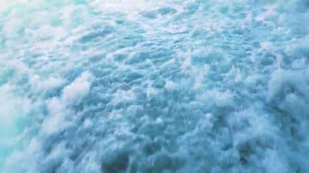 Szczegóły Strumienia Wody Rzecznej Płynącej Szybko Zbliżenie — Wideo stockowe