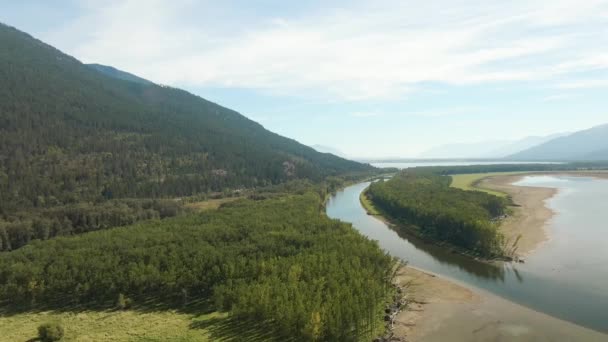 Letecký Pohled Krásné Jezero Kanadské Přírodní Krajiny East Kootenay Britská — Stock video