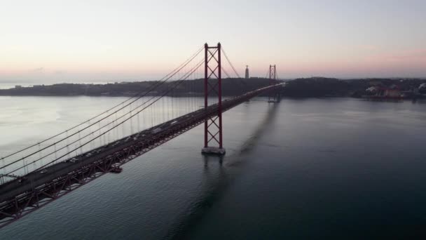 Luftaufnahmen Von Der Berühmten Brücke Lissabon — Stockvideo