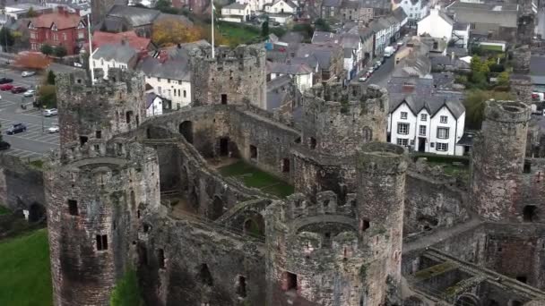 Histórico Castelo Conwy Vista Aérea Cidade Landmark Ruína Muralha Ameias — Vídeo de Stock