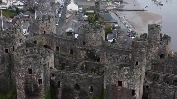 Histórico Castelo Conwy Vista Aérea Landmark Cidade Ruína Muralha Ameias — Vídeo de Stock