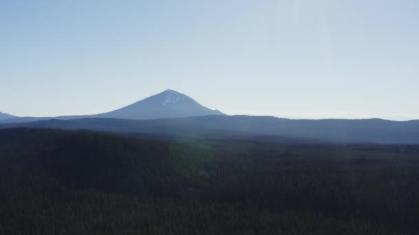 Vrchol Spícího Stratovolcana Mount Mcloughlin Oregon Usa Letecký Pohled — Stock video