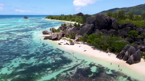 Seychelles Digue Rocks Drone50 Mp4 Aéreo — Vídeo de Stock