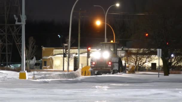 Tractor Plowing Snow Streets Montreal Canada Handheld View — Stock Video