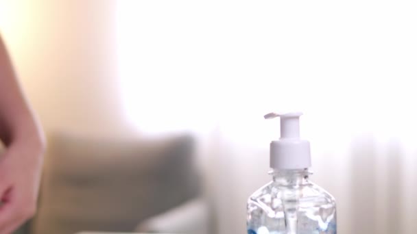 Gel Desinfectante Para Manos Coronavirus Para Una Higiene Limpia Las — Vídeo de stock