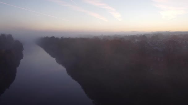 Dense Nebbia Autunnale Nebbia Sul Manchester Nave Canale Vista Aerea — Video Stock