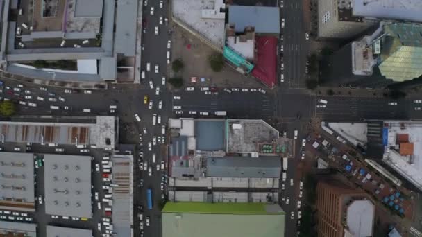 Steady Bird Eye View Johannesburg Car Driving Cross Road — Stock Video