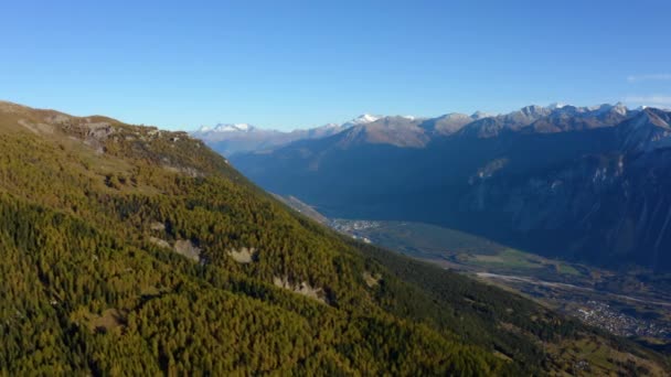 Vista Aérea Município Crans Montana Cantão Valais Suíça Com Rhone — Vídeo de Stock