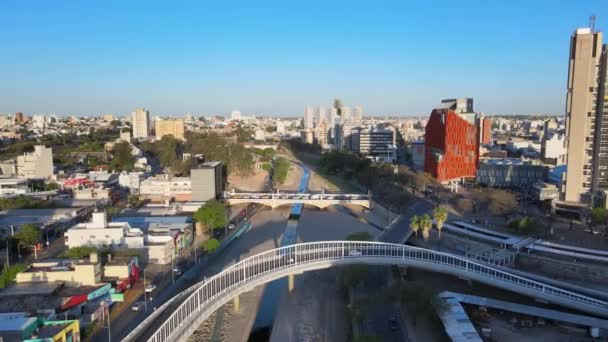 Luftaufnahme Drohnenüberflug Über Puente Ramn Bautista Mestre Und Puente Centenario — Stockvideo