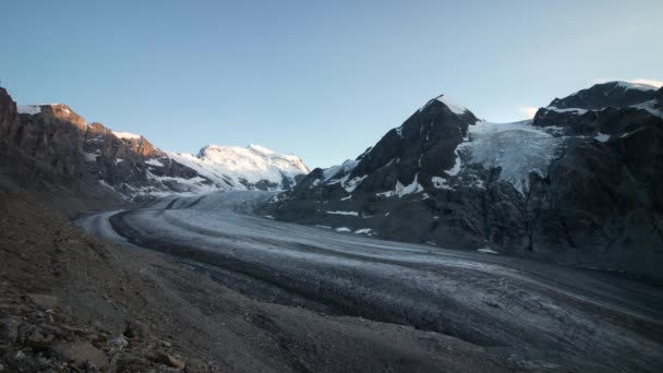 Dag Till Natt Solnedgång Timelapse Corbassiere Glaciär Val Bagnes Valais — Stockvideo